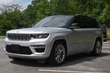 2022 Jeep Grand Cherokee Summit 4x4