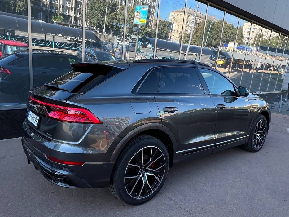 Audi Q8 2020 S-Line