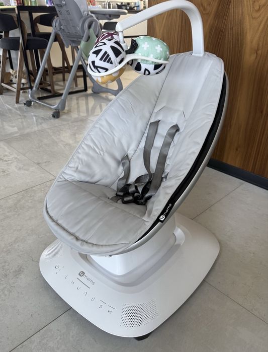 MamaRoo 5.0 4Moms Крісло-гойдалка/ заколисуючий центр немовлят