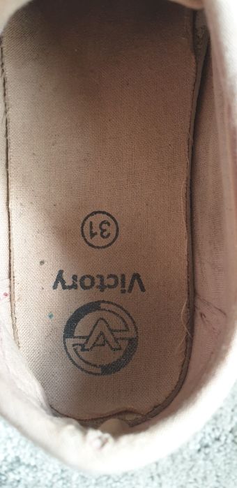 Tenisowki kapcie trampki polbuty sneakersy na rzep rzepy