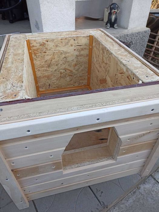 Собача будка з SIP панелей