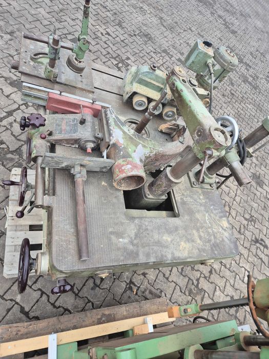 Maszyny stolarskie przemysł drzewny frezarka strugarka