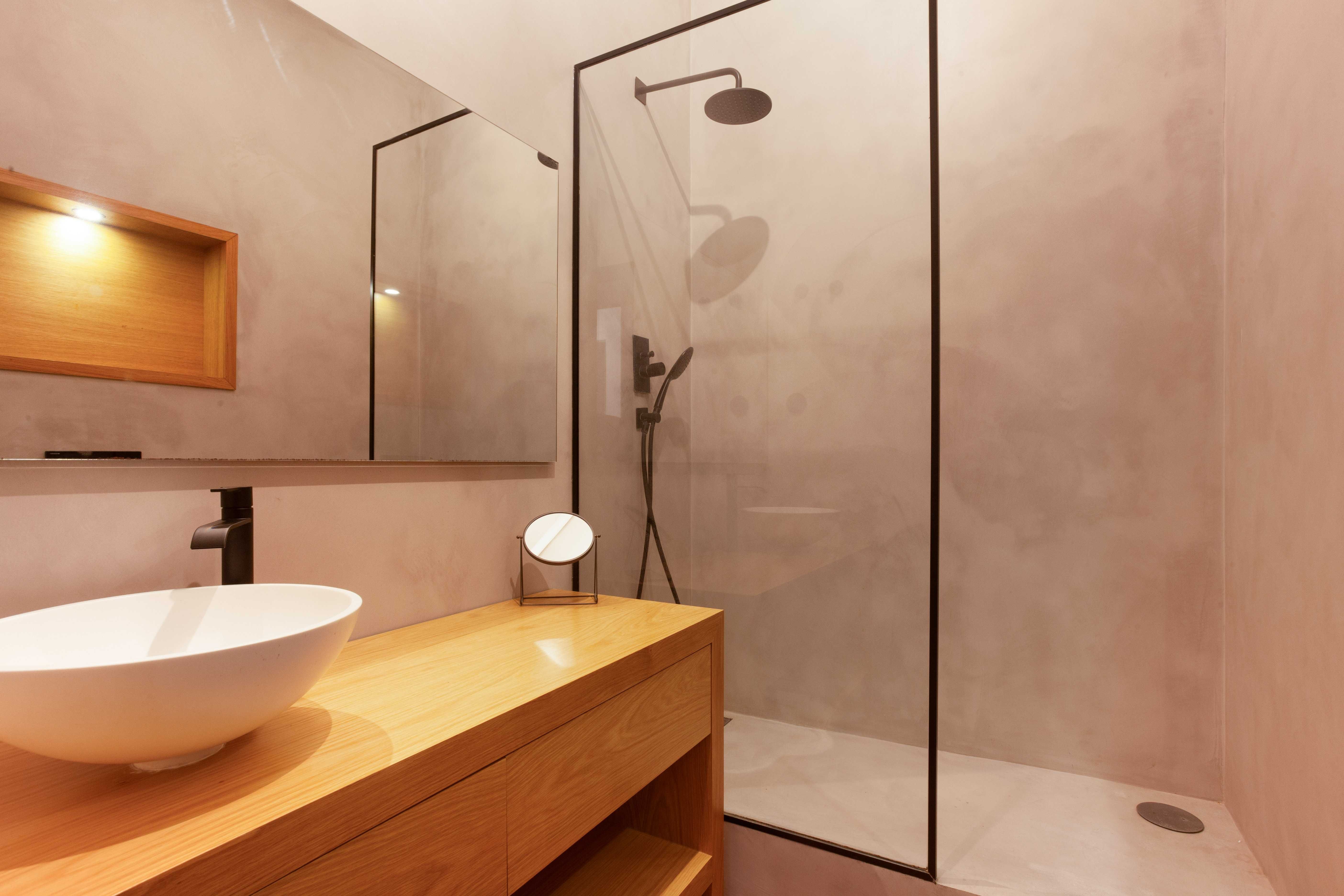 T1 Remodelado por Arquiteto na Rua do Olival – Mobilado e Equipado