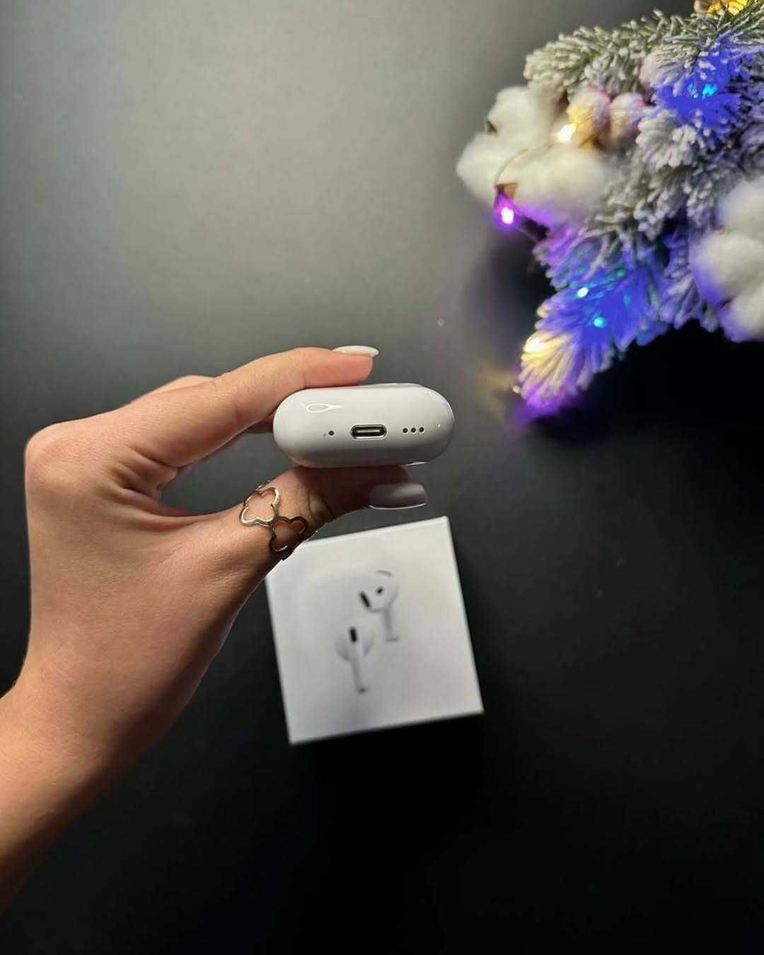 Apple AirPods 4 – Нові, якісний звук, стильний дизайн