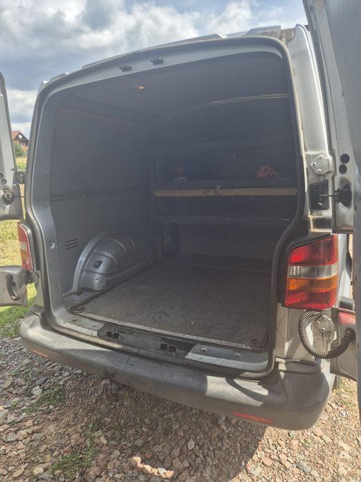 VW Transporter T5 2,5 TDI 174KM Long 4Motion