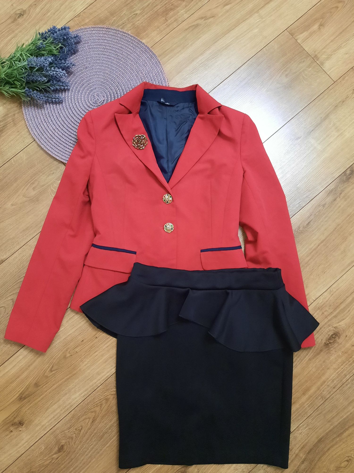 Червоний піджак жакет пиджак юбка спідниця S M Zara