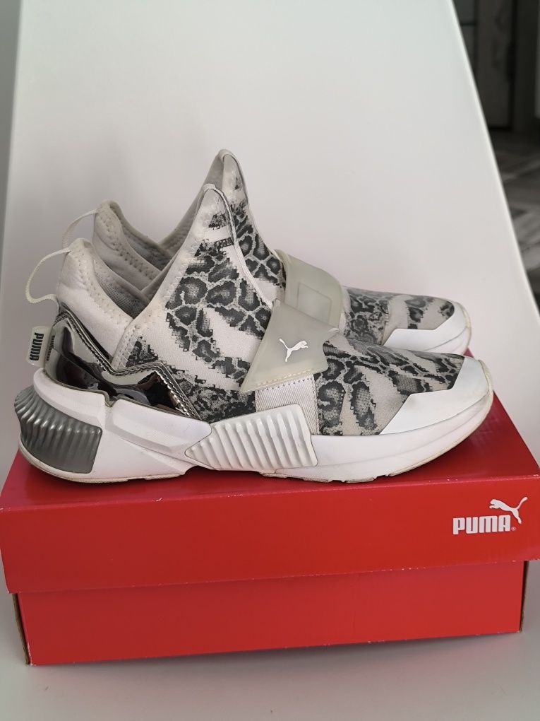 Кросівки - шкарпетки від Puma