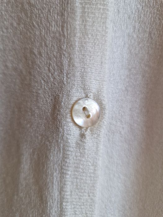 Kardigan sweter biały klasyczny
