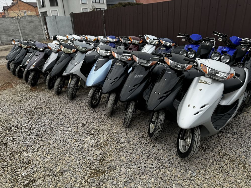 Скутера З контейнера Honda, Dio