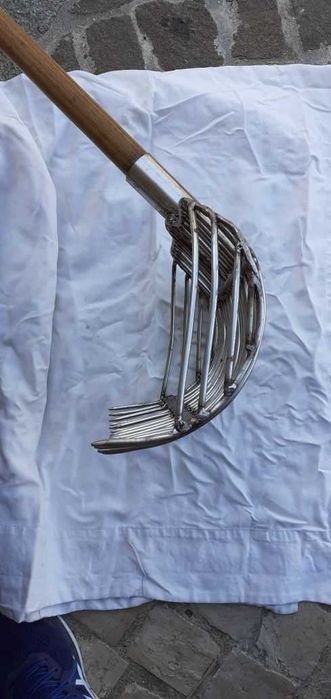 Ancinho ferro ou inox