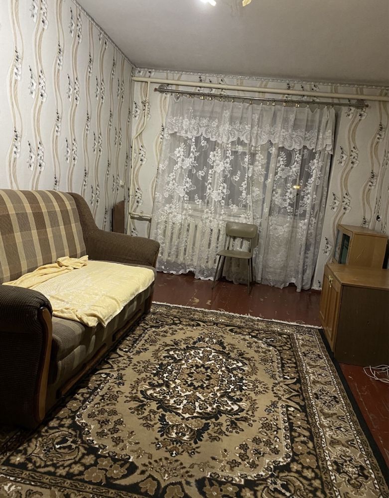 Сдам 1- комнатную квартиру район Запорожье-2