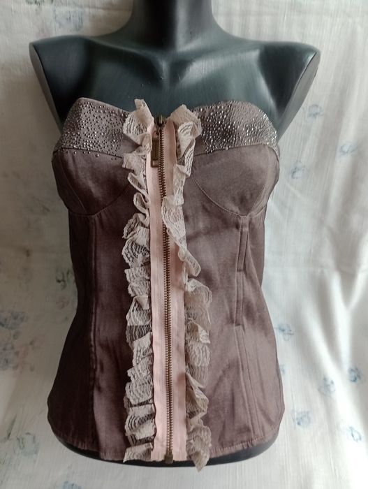 Lolita Coqettee gorset z koronką