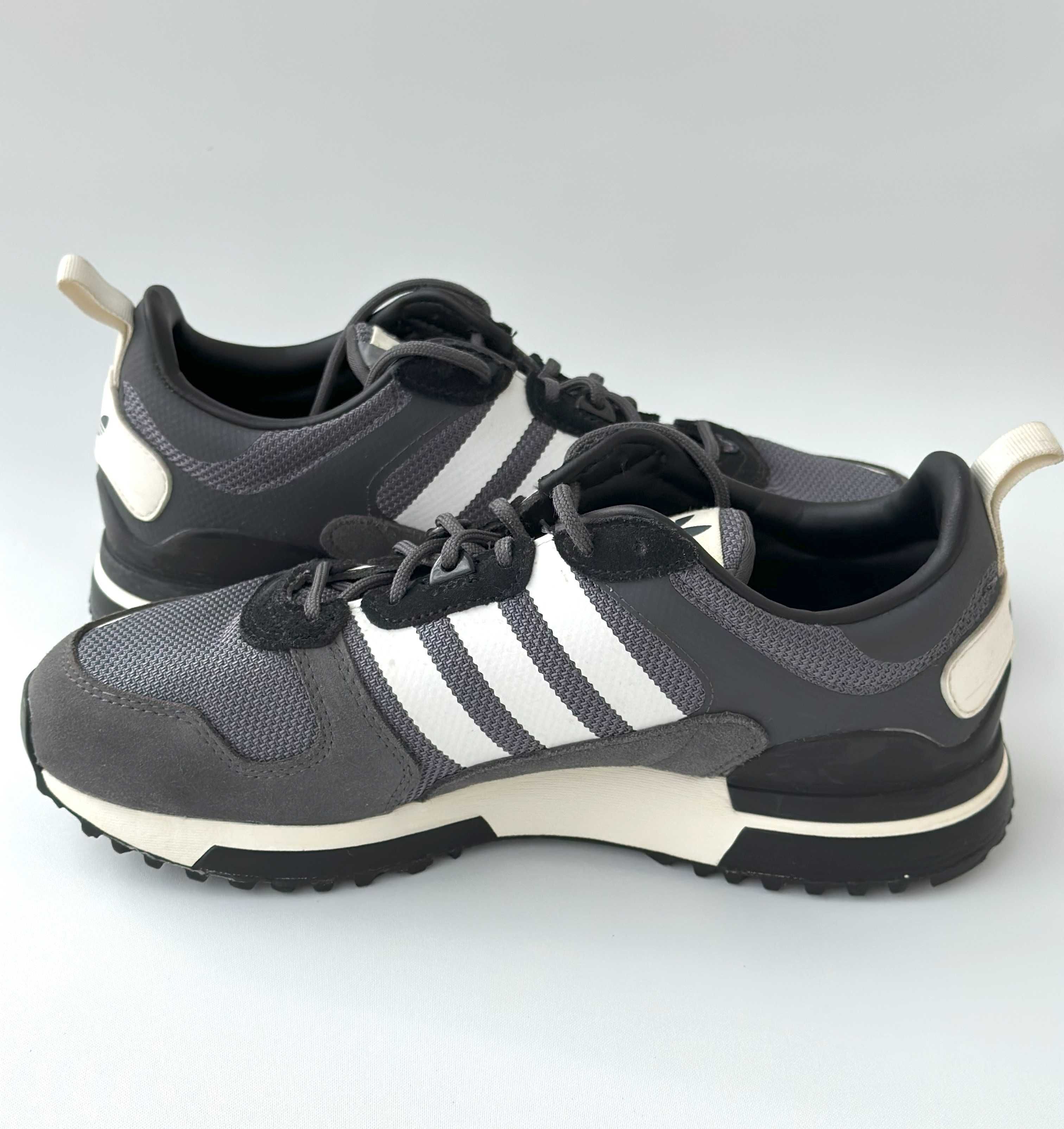 Buty Adidas ZX 700 HD Klasyczne Używane Sneakersy Szare Białe 42