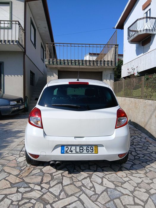 Renault clio 2010