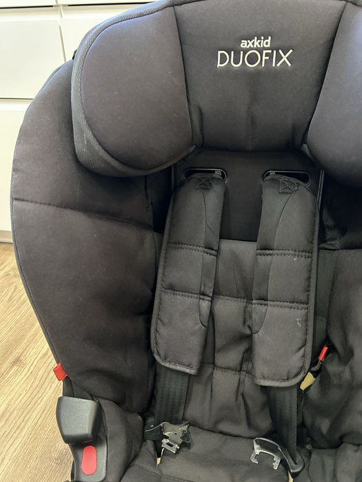 Fotelik samochodowy Axkid Duofix 9 - 25 kg