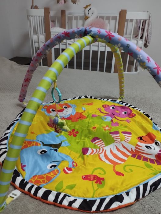 Віддам килимок з дугами