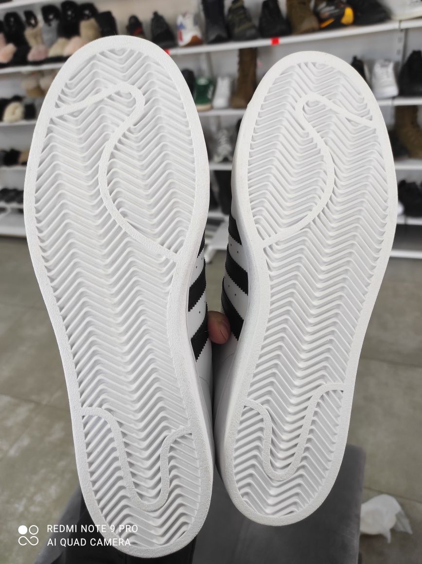 ОРИГІНАЛ 100% Кросівки Adidas Superstar EG4958 43 1/3