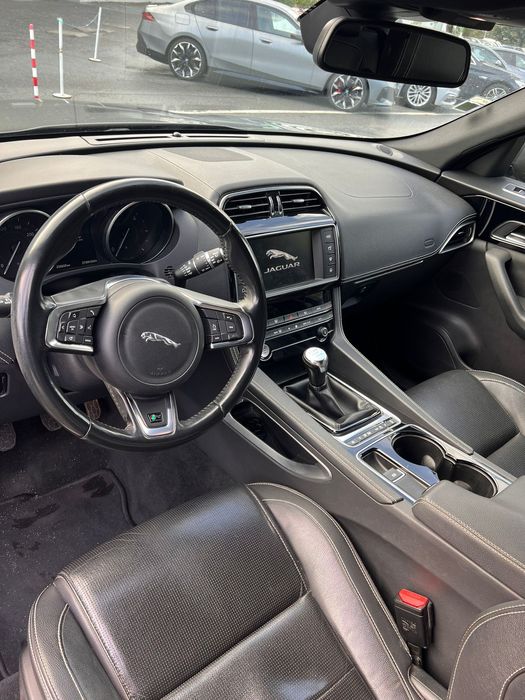 Jaguar F Pace 2.0d 180cv R -Sport