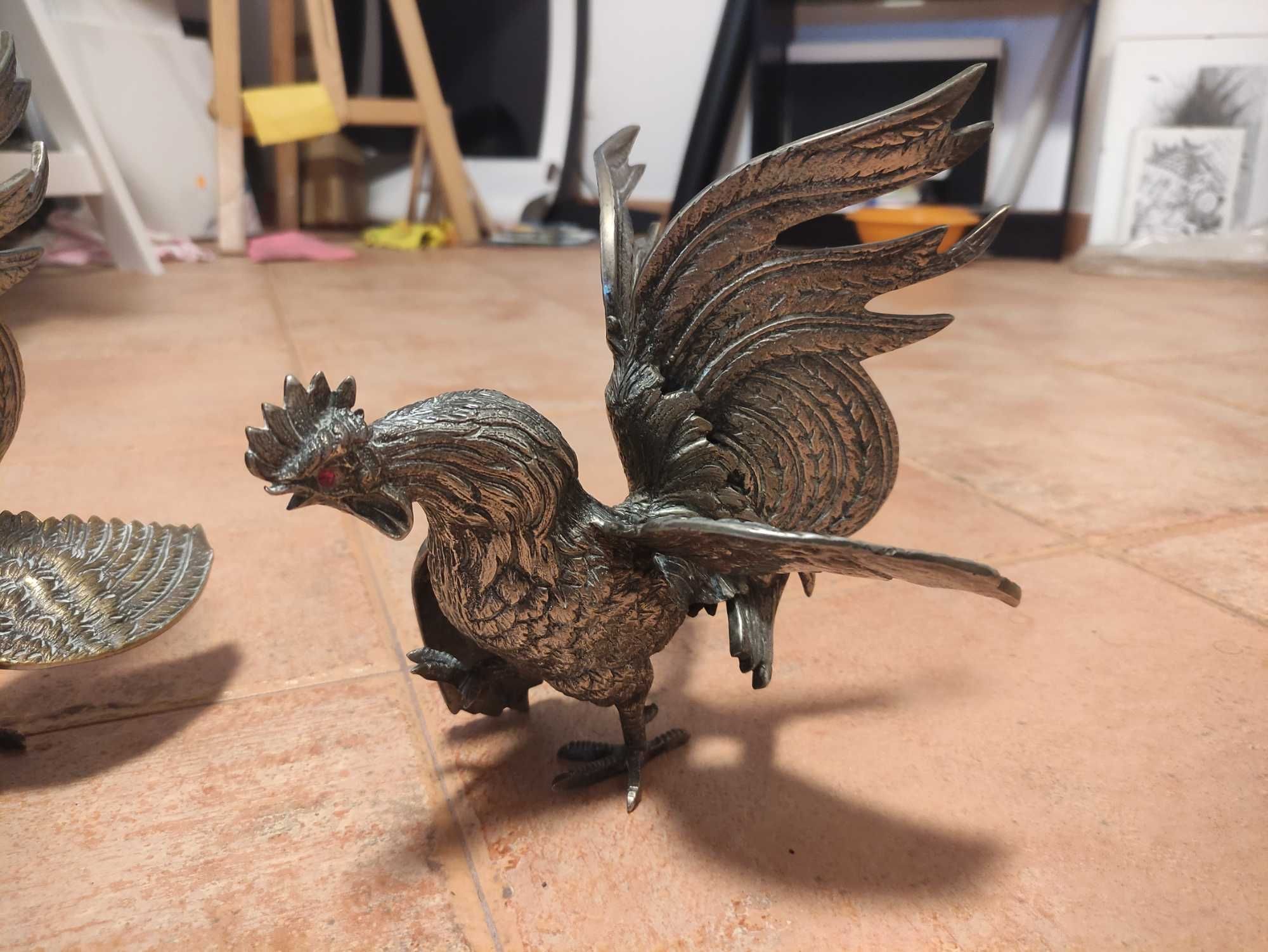 Galos decorativos