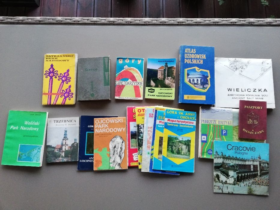 Książki przewodniki mapy zestaw przewodniki turystyczne