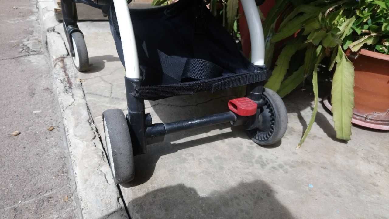 Прогулянковий візок Recaro babyzen yoyo