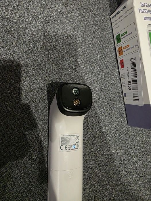 Termometr Bezdotykowy na Podczerwień Medyczny Elektroniczny dla Dzieci