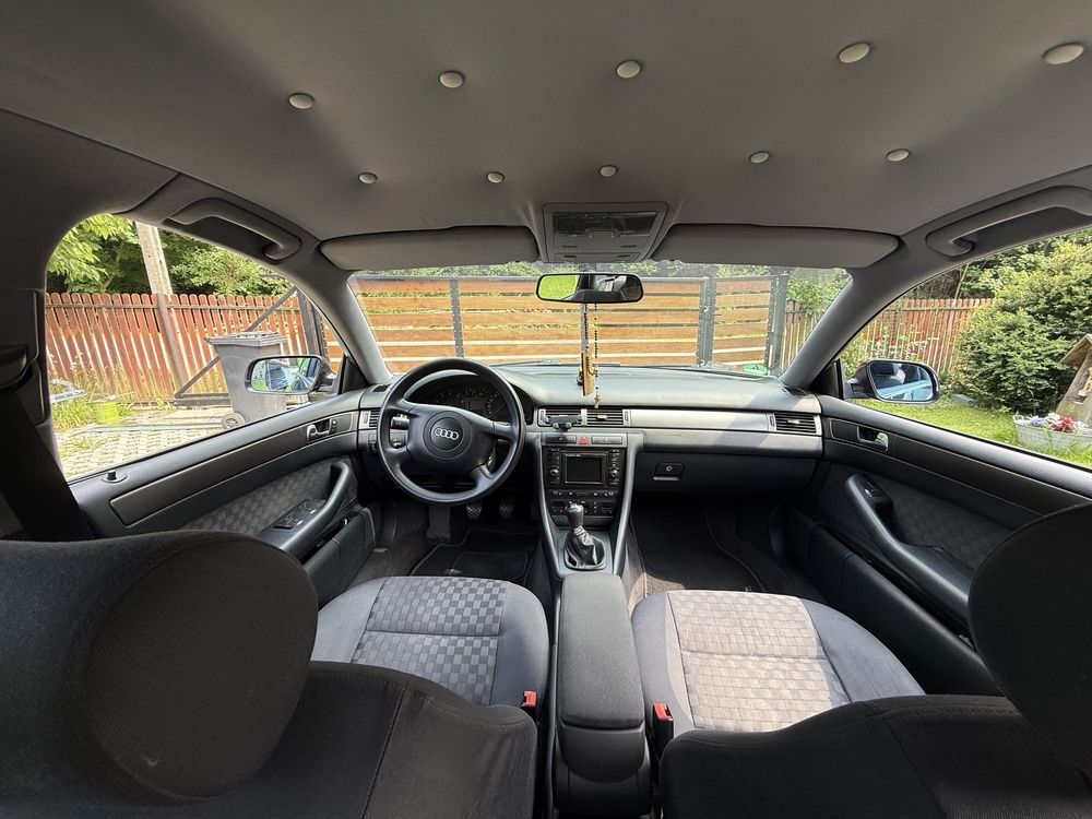 Audi A6 C5 rok 2000