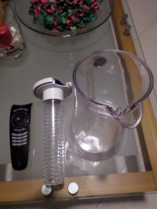 Excelente Jarro 2lts para Agua, Infusão, Sumos, Sangrias, como novo!