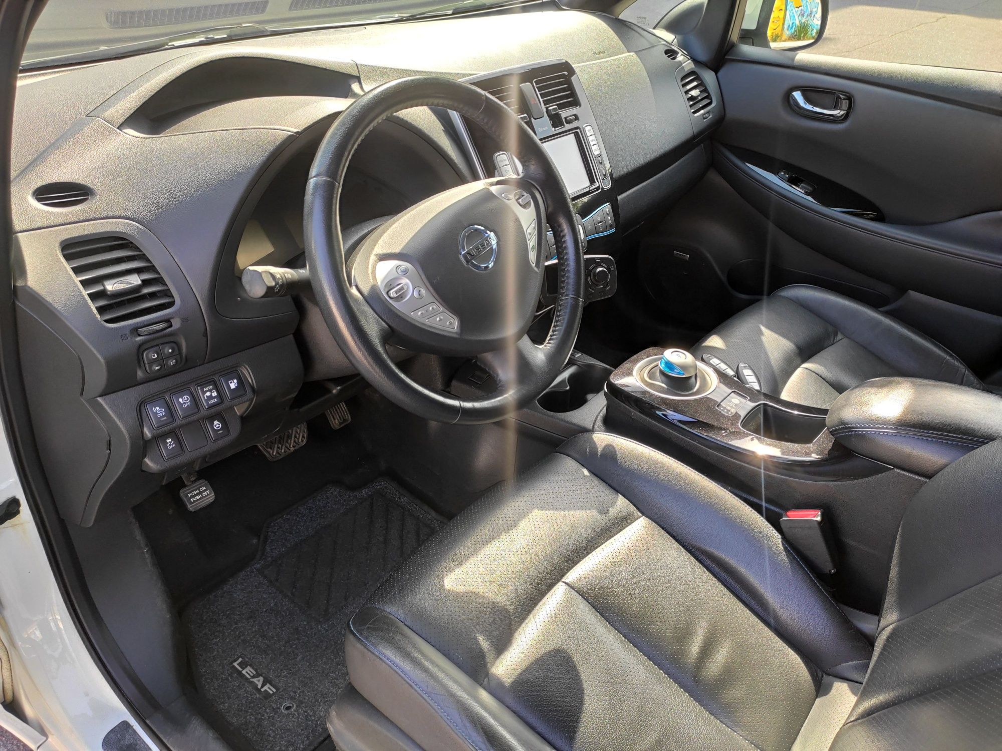 Nissan Leaf 2014 Tekna 87% SOH Ниссан Лиф электро