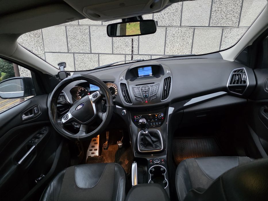 Ford Kuga 2.0 150ps 4x4 manual xenon led hak navi