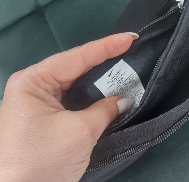 Продається сумка-бананка(через плече та на пояс)