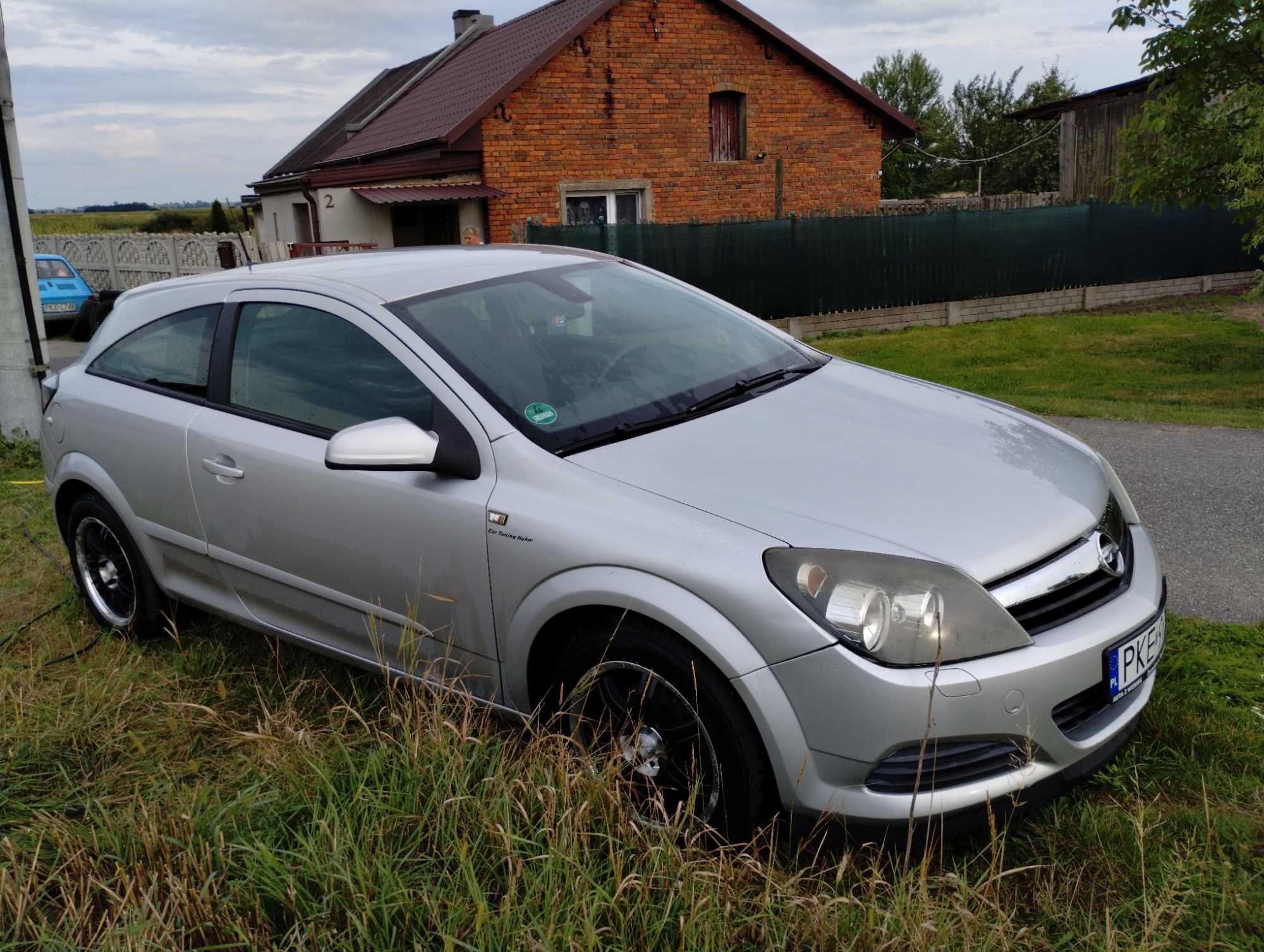 Opel Astra H GTC 1.8 140KM