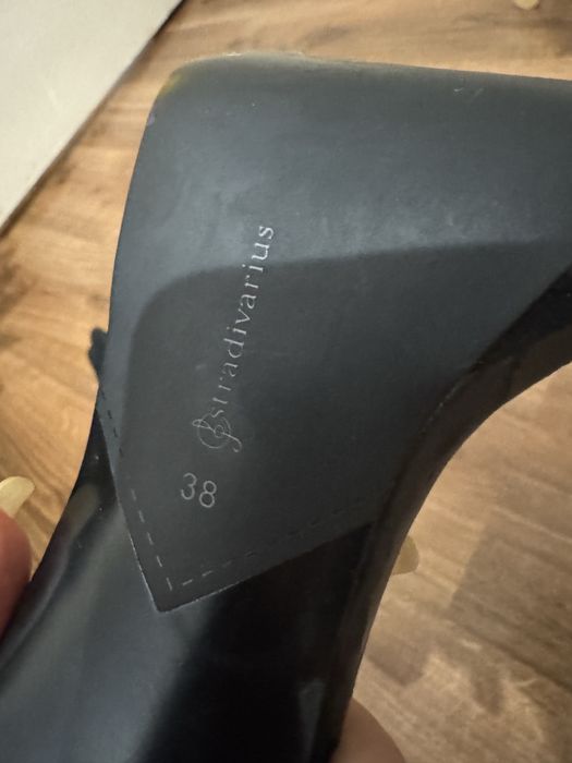 Buty na obcasie 24 cm