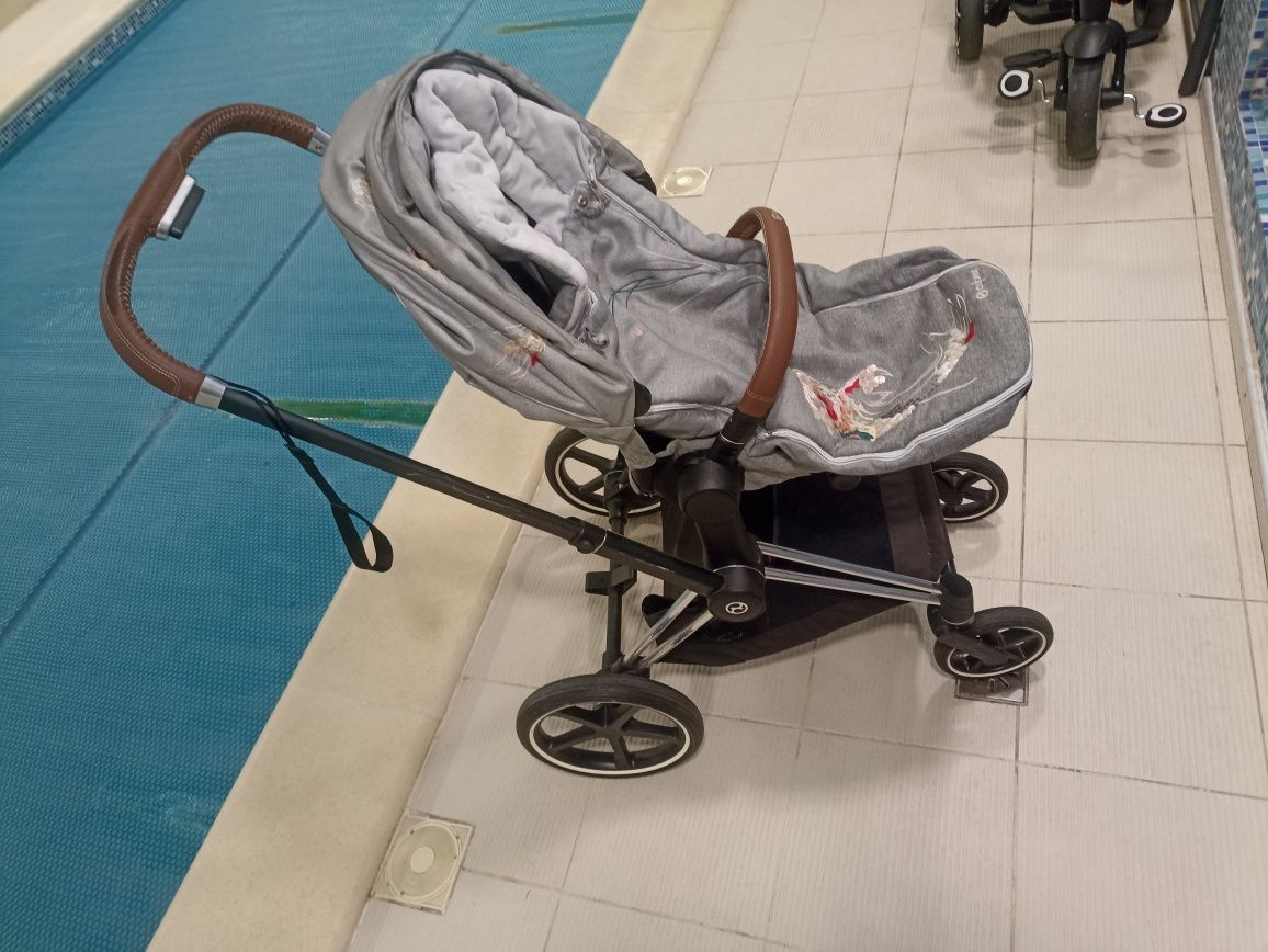 Коляска Cybex Priam  2 в 1 Plus Manhattan Grey