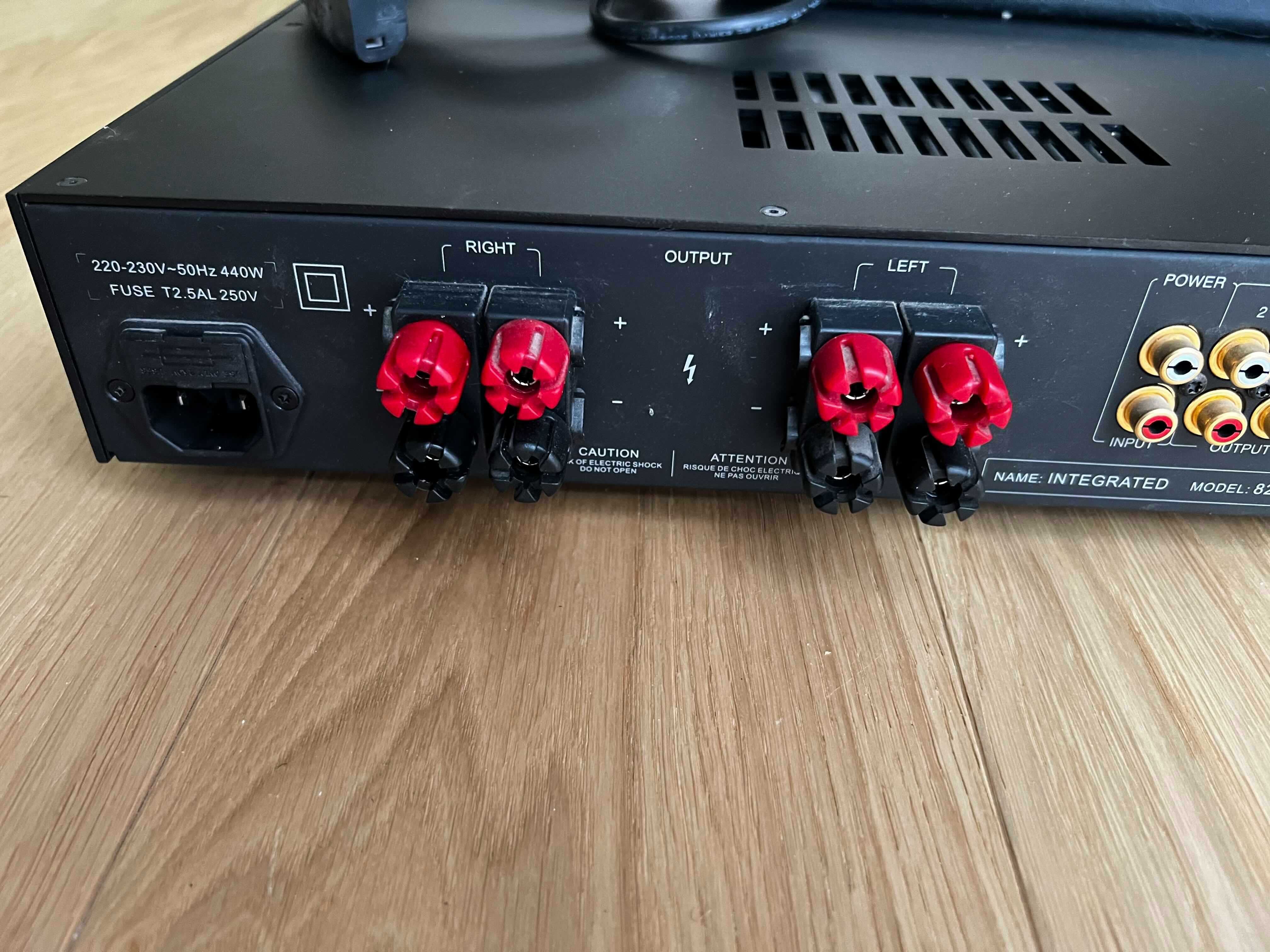 Audiolab 8200A wzmacniacz zintegrowany