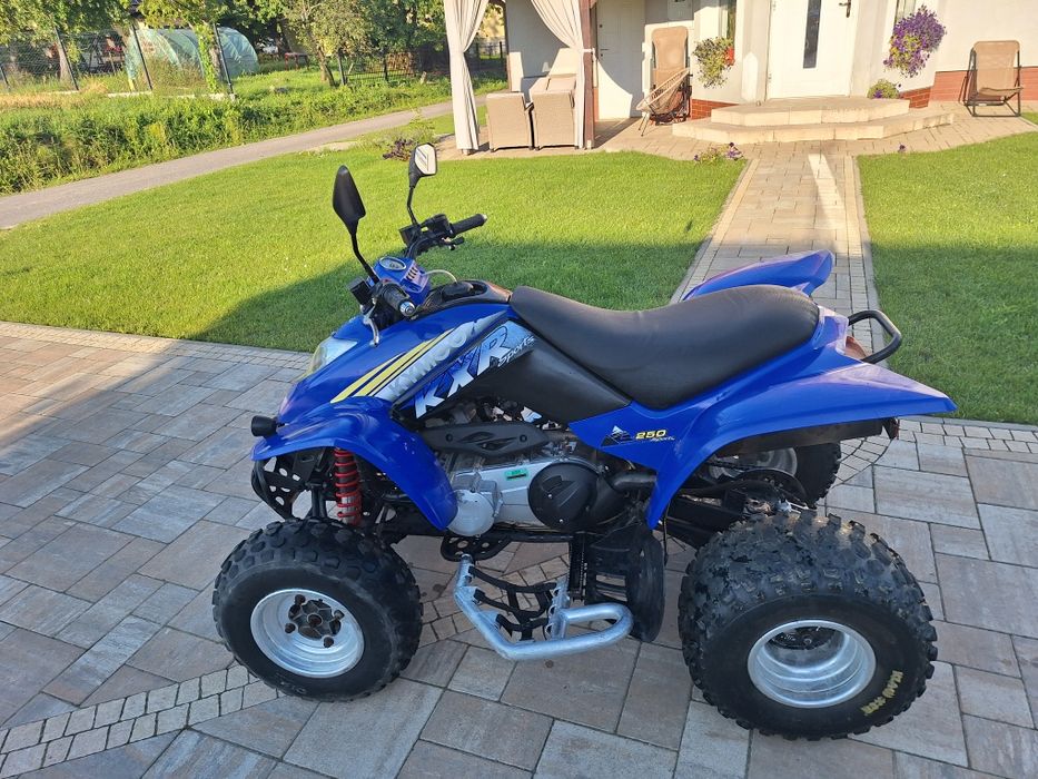 Kymco 250 stan bardzo dobry mały przebieg , bez homologacji.