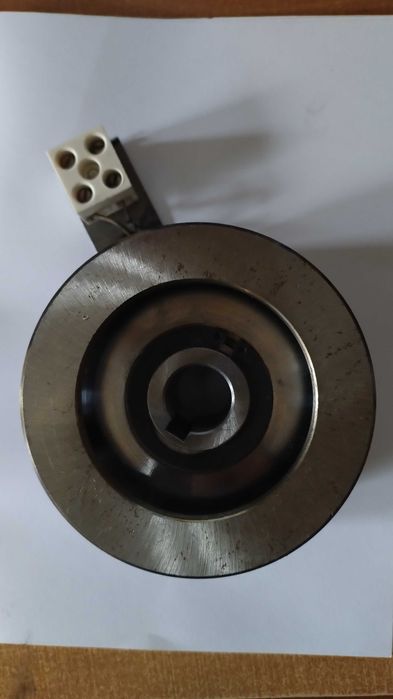 Elektro-Sprzęgło wielkopłytowe elektromagnetyczne 25 B/K 12 v