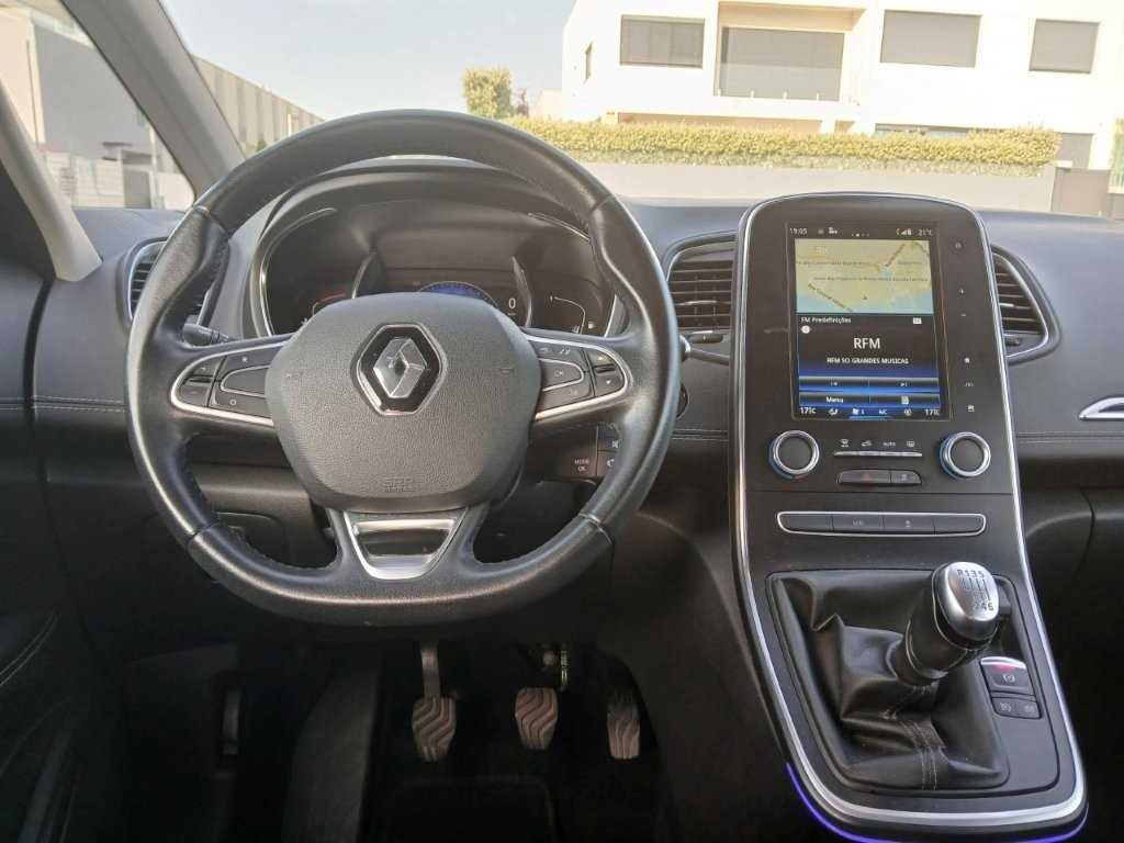Renault Grand Scenic 1.5 dCI Hybrid Assist
