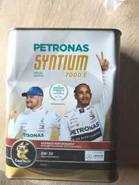 Olej Petronas  Syntium  7000E puszka edycja limitowana