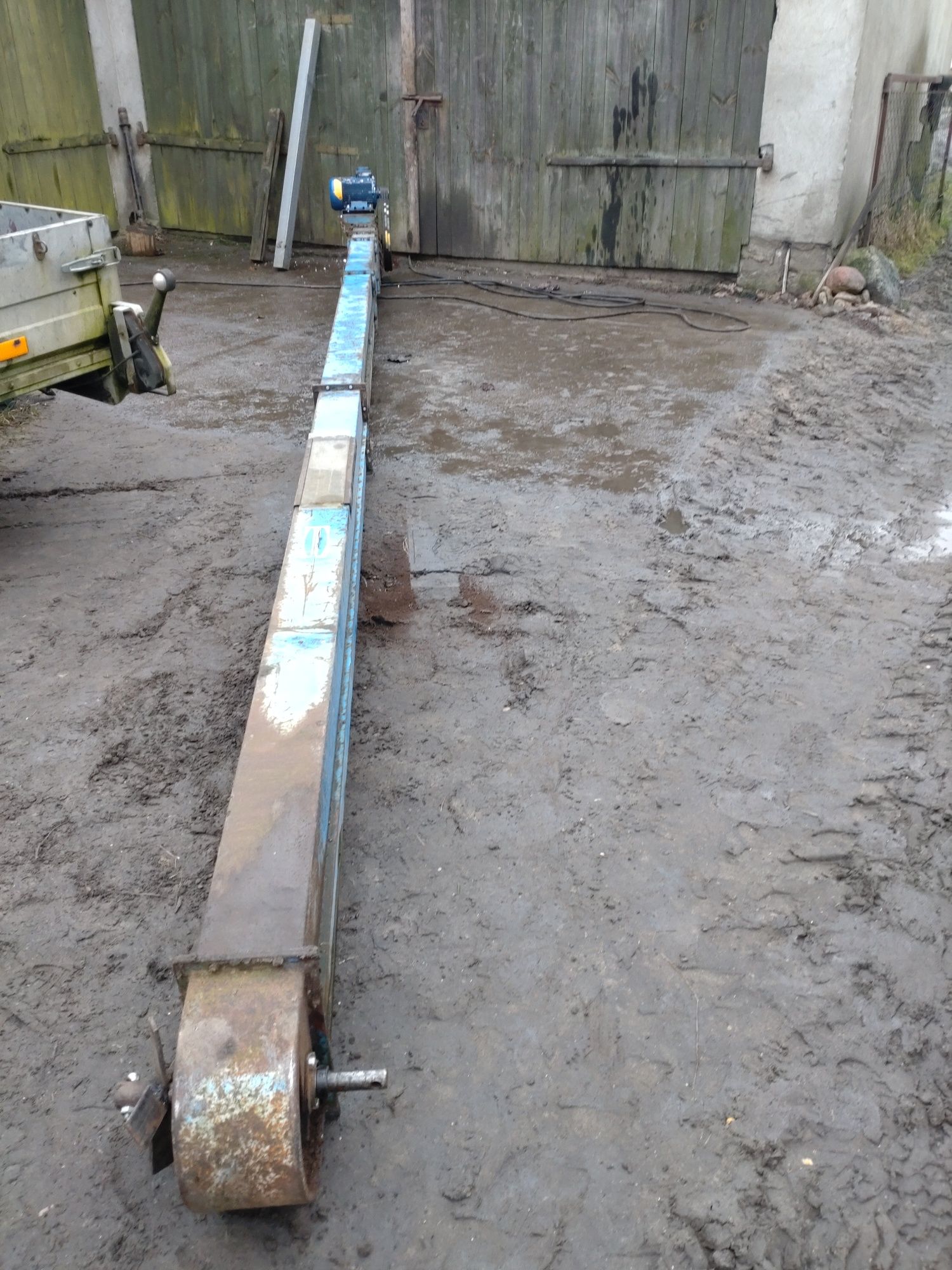 Podajnik kubełkowy 6.70m elewator łancuchowy