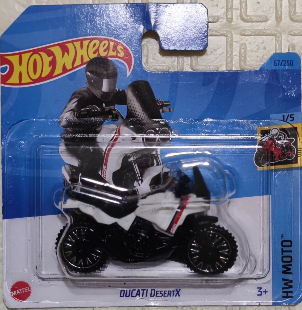 Мотоцикл Hotwheels