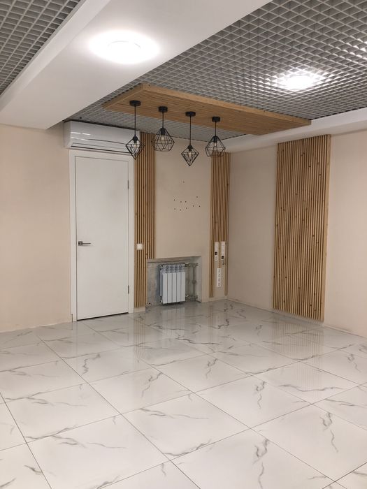 Продаж приміщення/офісу/магазину.