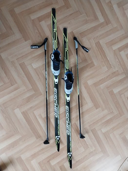 Комплект Fischer лыжи, ботинки р.36, палки  150/N631  новые
