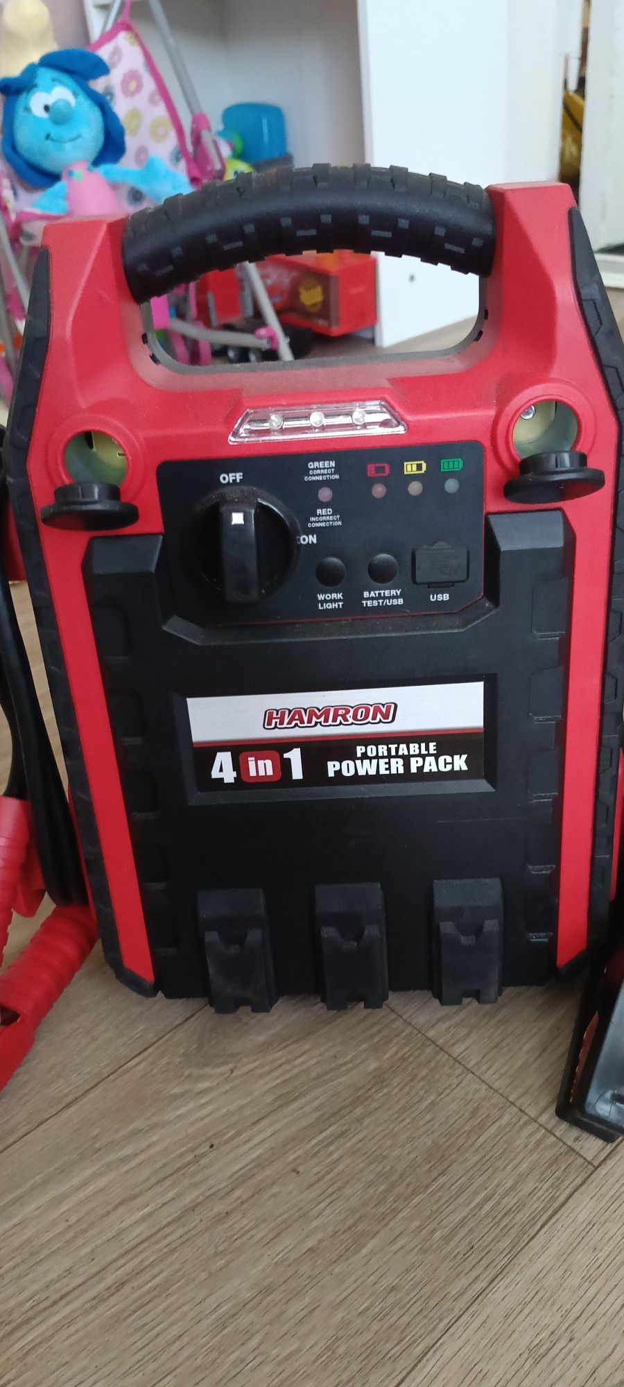 Prostownik 4in1.