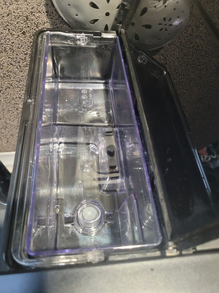 Automatyczny ekspres do kawy PHILIPS LATTE GO EP 5330