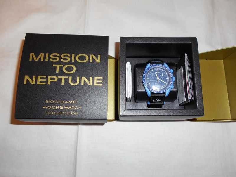 Moonswatch Misja do Neptuna Złoty bimber SO33N101-108