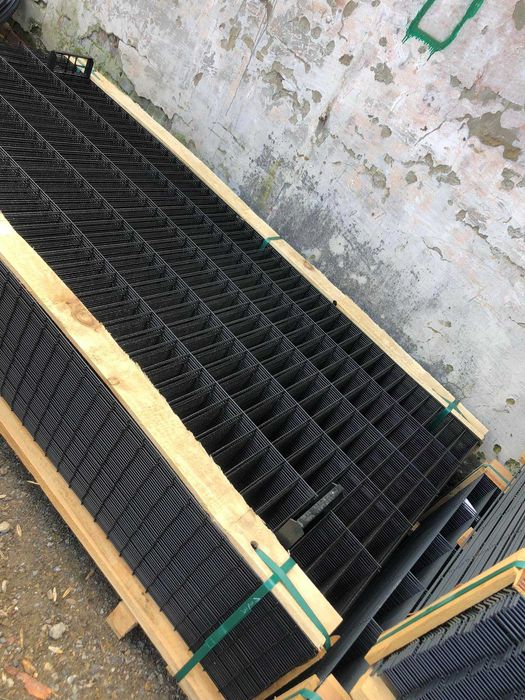 Panel Ogrodzeniowy CZARNY 123/250 fi 4