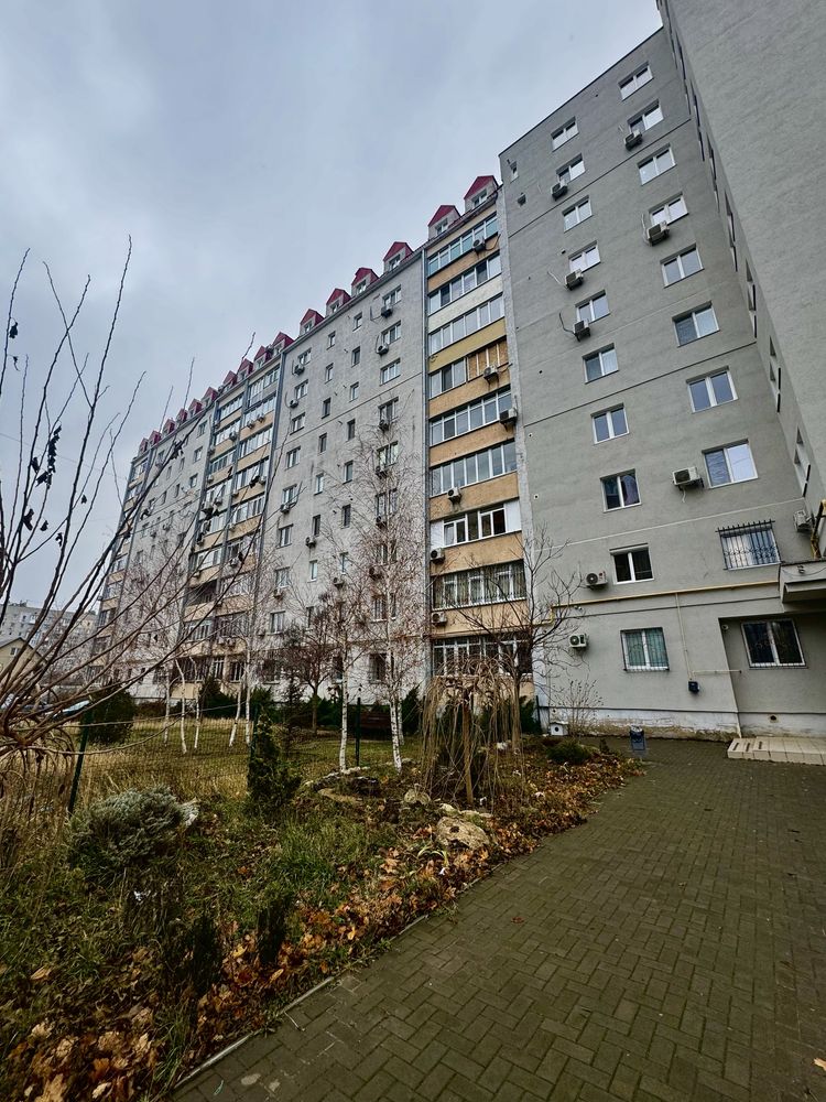 Продаю 2 х Комнатную квартиру «НОВОСТРОЙ» Пр Мира / Южная