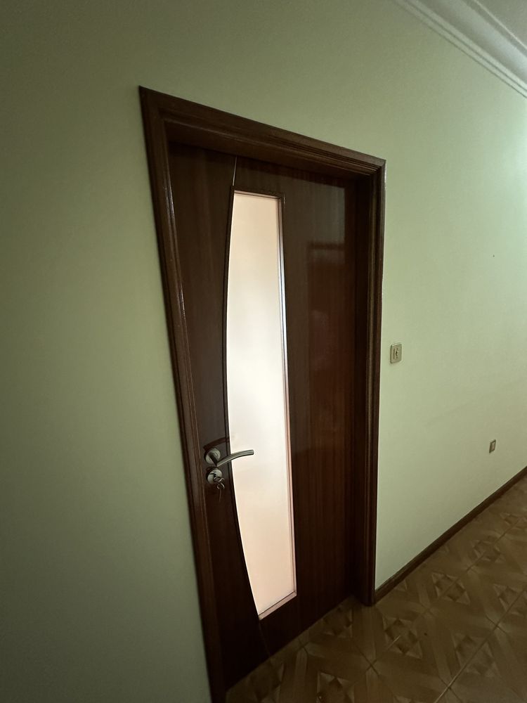 6 Portas interiores mogno com ferragens inox como novas