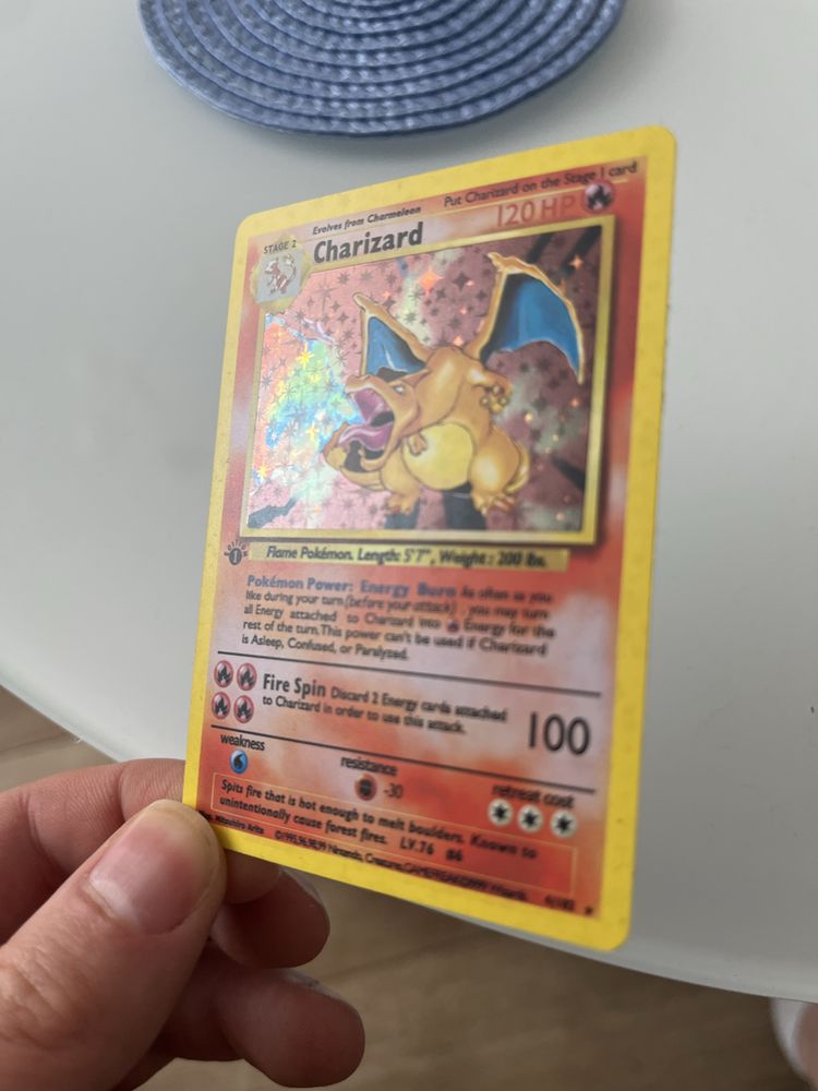 Karta pokemon charizard
